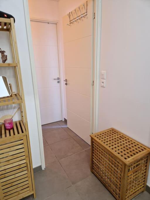Appartement 4 Couchages Сикс-Фор-ле-Плаж Екстериор снимка
